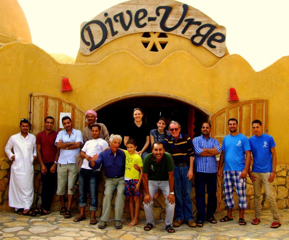 Dive Urge Hotel Dahab Bagian luar foto